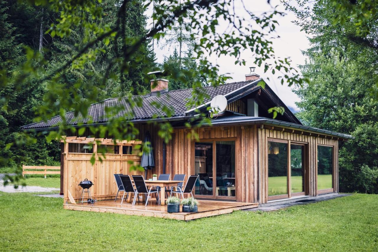 Die Laerchen-Lodge Maishofen Esterno foto