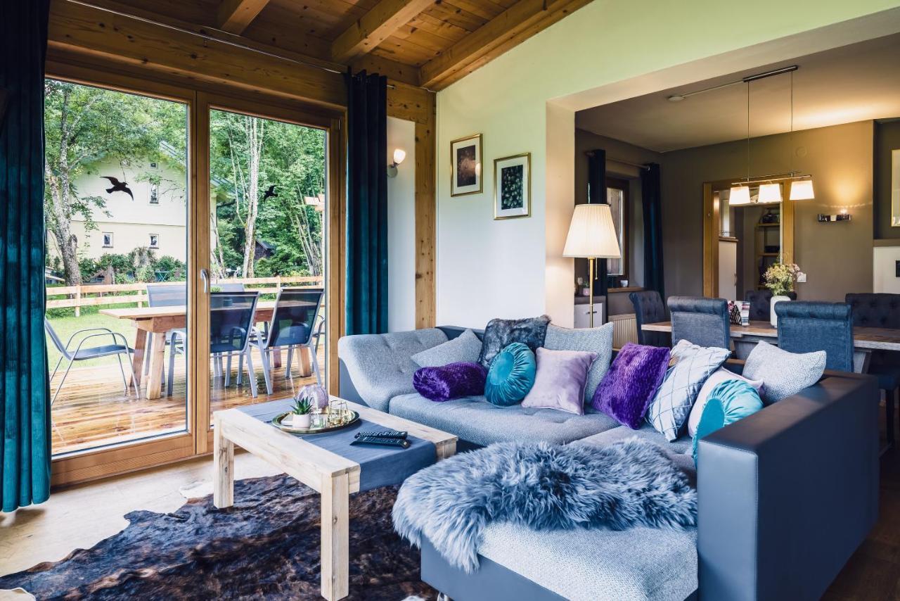Die Laerchen-Lodge Maishofen Esterno foto