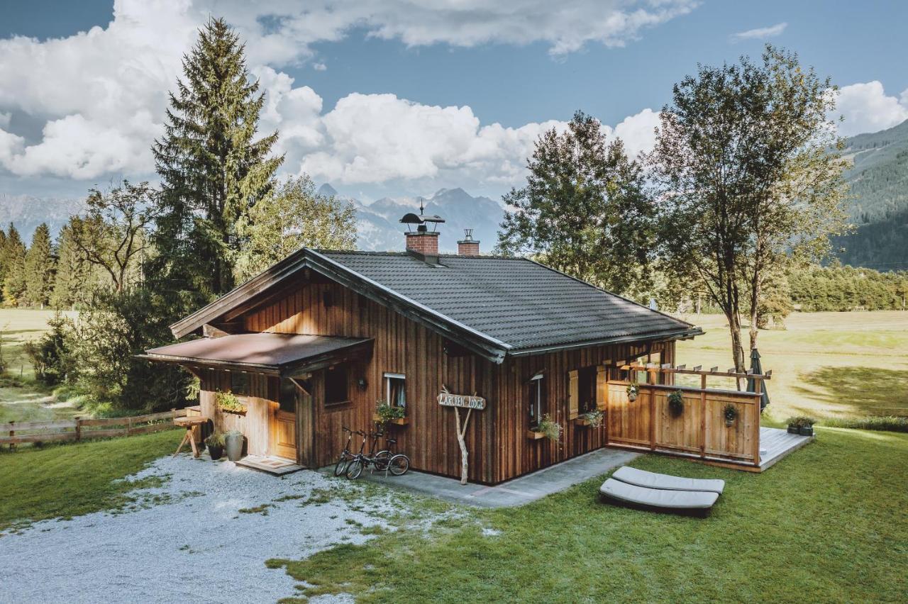 Die Laerchen-Lodge Maishofen Esterno foto