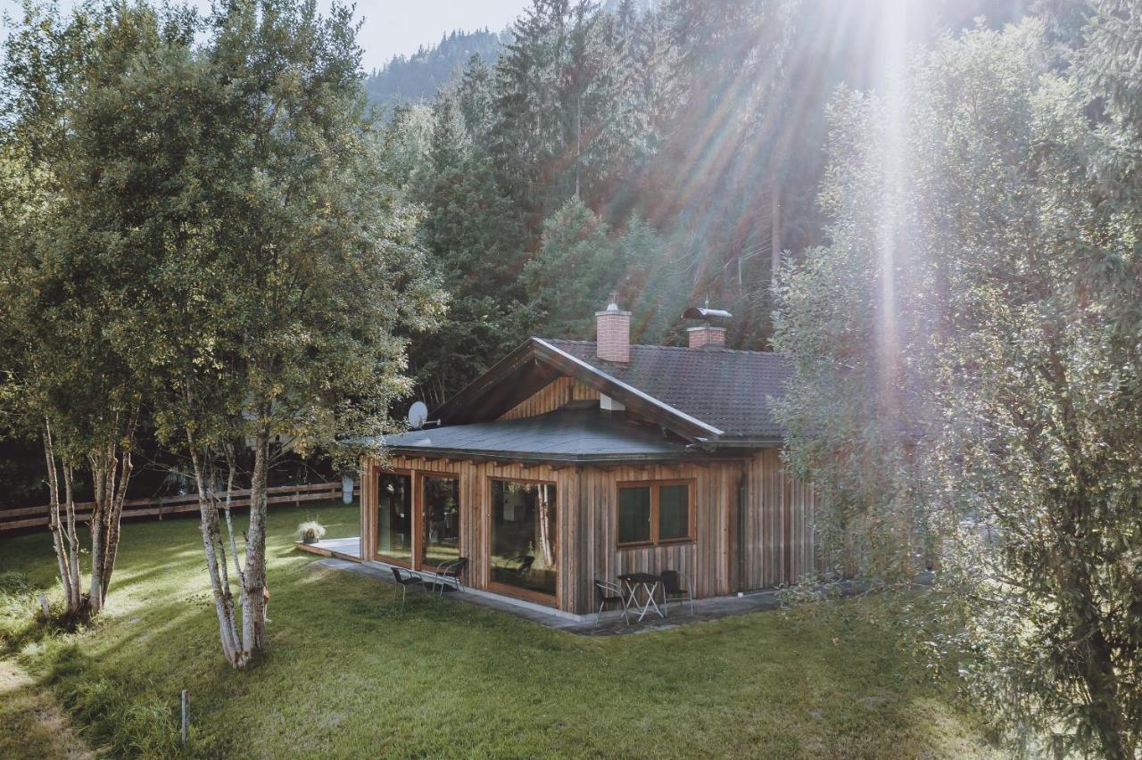 Die Laerchen-Lodge Maishofen Esterno foto